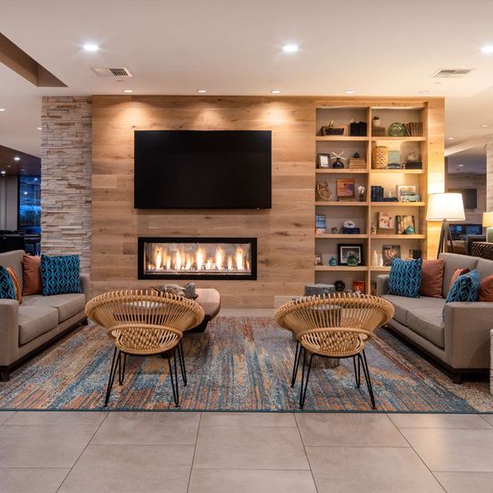 Lounge view of SunCoast Park Hotel Anaheim, Tapestry Collection by Hilton