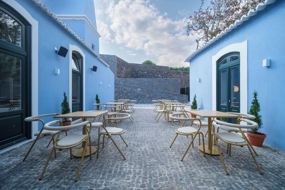 أزورز بوك هوتل - انغرا دو هيرويسمو - شرفة مرصوفة