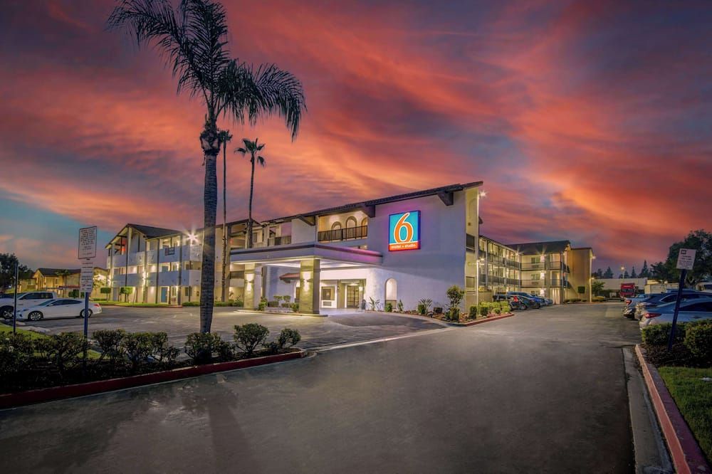 Motel 6 Ontario Ca Convention Center-Airport - אונטריו - בניין