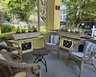 Cambie Lodge - ונקובר - פטיו