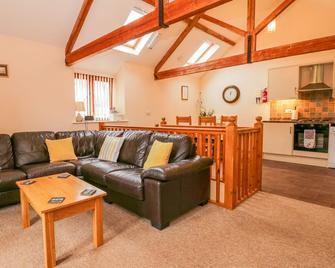 The Old Stable - Sidmouth - Living room