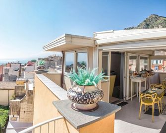 Casa Turrisi - טאורמינה - מרפסת