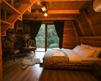Bungalove Tatil Koeyue - Çamlihemşin - Bedroom