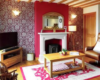 2 bedroom accommodation in Thorpe Bassett, near Malton - Malton - Wohnzimmer