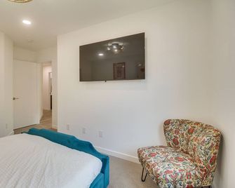 Game Room, Hot Tub & Gas Grill: Chic Indio Oasis! - Indio