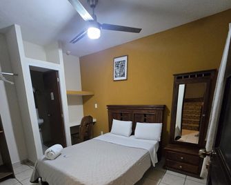 Residencia San Pablo - Santiago de Querétaro