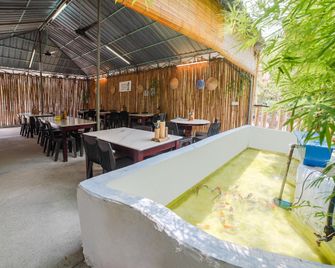 Capital O 89374 Ohana Restaurant & Homestay - Sitiawan - Restaurant