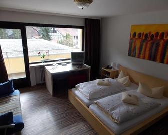 Hotel Talburg - Heiligenhaus - Bedroom