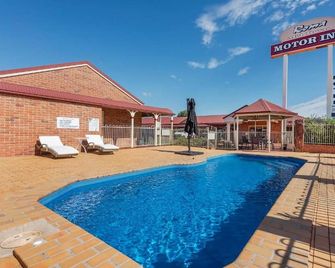 Roma Mid Town Motor Inn - Roma - Pool