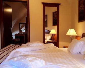 Sante Hévíz - הביץ - חדר שינה