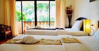 Lanta Seafront Resort - Ko Lanta - Phòng ngủ