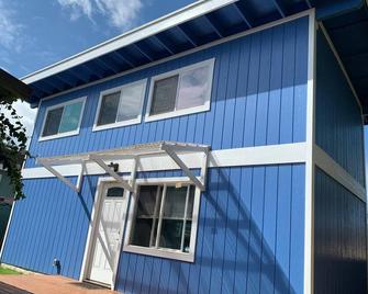 Big Blue Whale - Spacious 'Tiny' Home With Cold A/C - Waialua - Budynek