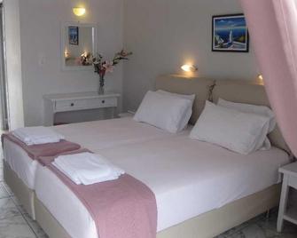 Hotel Milos - Megalochori - Bedroom
