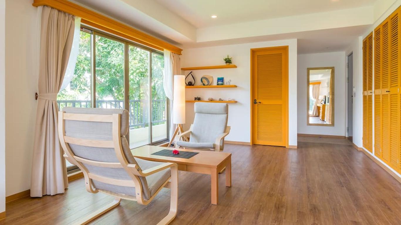 Garden Palace Downtown Koror