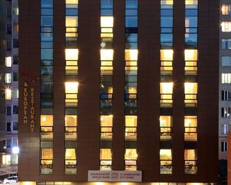 Royal Mountain Hotel - Ulaanbaatar - Gebäude