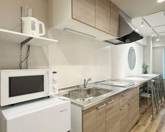 Clio Matoba by b hotel - Fully Equipped Studio Getaway - Hiroshima - Kitchen