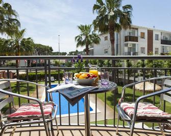 Velor Apartments - Castelldefels - Balkon