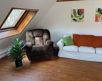Cozy Cold Spring Getaway - Cold Spring - Sala de estar