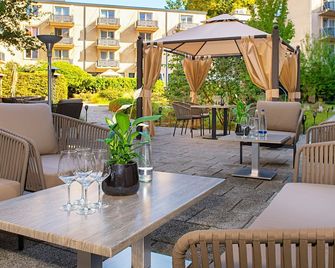 Victor's Residenz-Hotel Berlin Mitte - Berliini - Patio