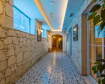 Avlu Alacati Butik Otel - Alacati