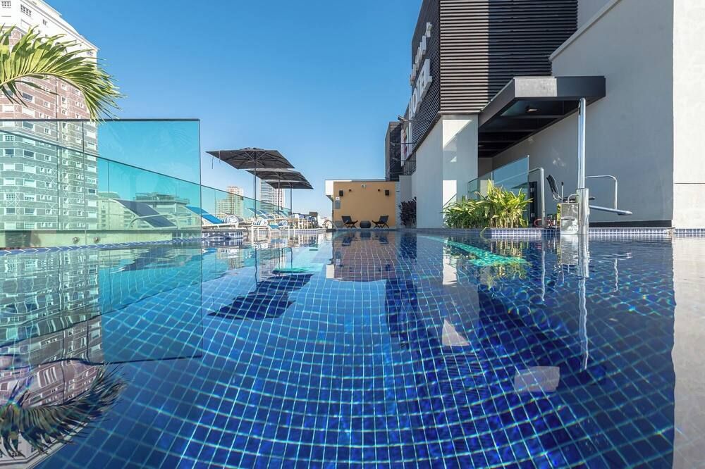 I am Design Hotel Campinas by Hotelaria Brasil - קמפינאס - בריכה