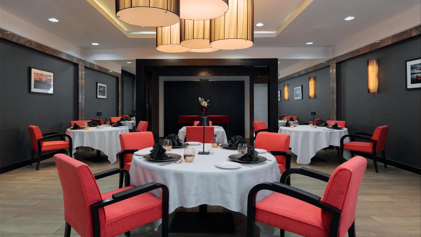 Radisson Hotel Brunei Darussalam