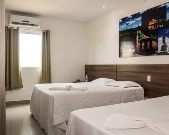Urbano's Hotel - Canaã dos Carajás - Habitación