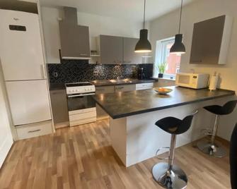 Grønnegade - tæt på centrum - Esbjerg - Kitchen