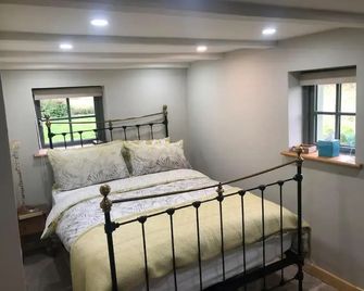 Hopesgate Cottage - Roscrea - Roscrea