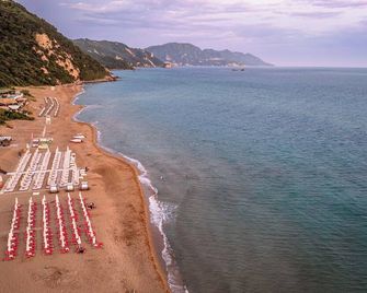 Corfu Glyfada Menigos Resort 5-8-a - Korfu - Strand