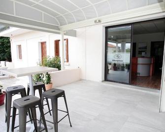 Hôtel Des Nacres - Ghisonaccia
