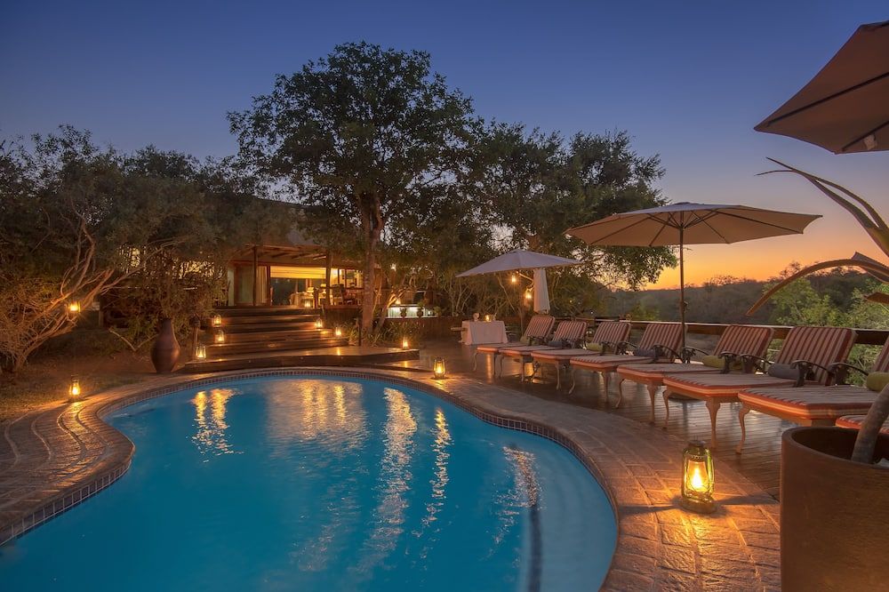 Waterbuck Game Lodge - הודספרוט - בריכה