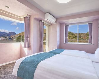 Hotel Village Izukogen - איטו - חדר שינה