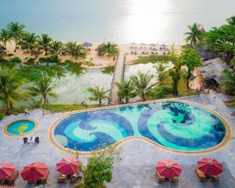 Long Beach Resort - Phu Quoc - Kolam