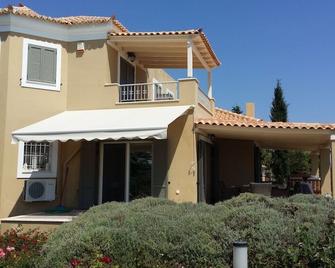 Villa Grace - Porto Cheli - Gebäude