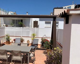 Charming village apartment with roof terrace in the heart of Port Andratx - Andratx - Balkon