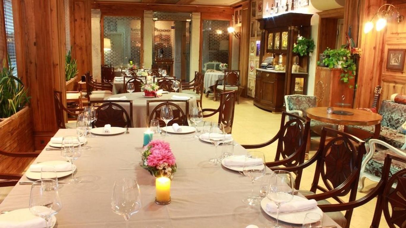 Vinotel Boutique Hotel