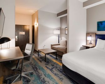 Best Western Plus Augusta North Inn & Suites - Augusta - Camera da letto