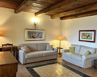 Casa Montebello Trevi centro - Trevi - Salon