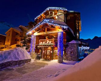 Hôtel les Campanules by Les Etincelles - Tignes - Building