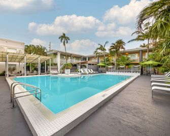 Best Western Hibiscus Motel - קי ווסט - בריכה