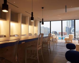 Rembrandt Cabin Shinjuku Shin-Okubo - Tokyo - Dining room