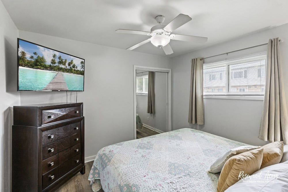 Cozy Home In Bourbonnais-2 king beds close to O.N.U. - Bourbonnais - Ložnice
