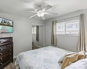 Cozy Home In Bourbonnais-2 king beds close to O.N.U. - Bourbonnais - Ložnice