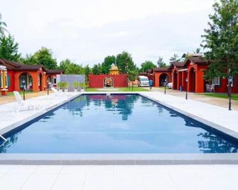 World cat hotel beach & resort - Bang Saphan - Pool