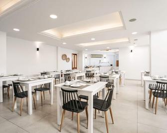Petradi Beach Lounge Hotel - Rethimno - Restaurant