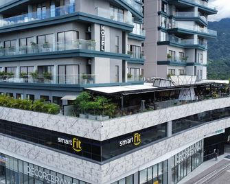 Fr Hotel - Ibagué - Bâtiment