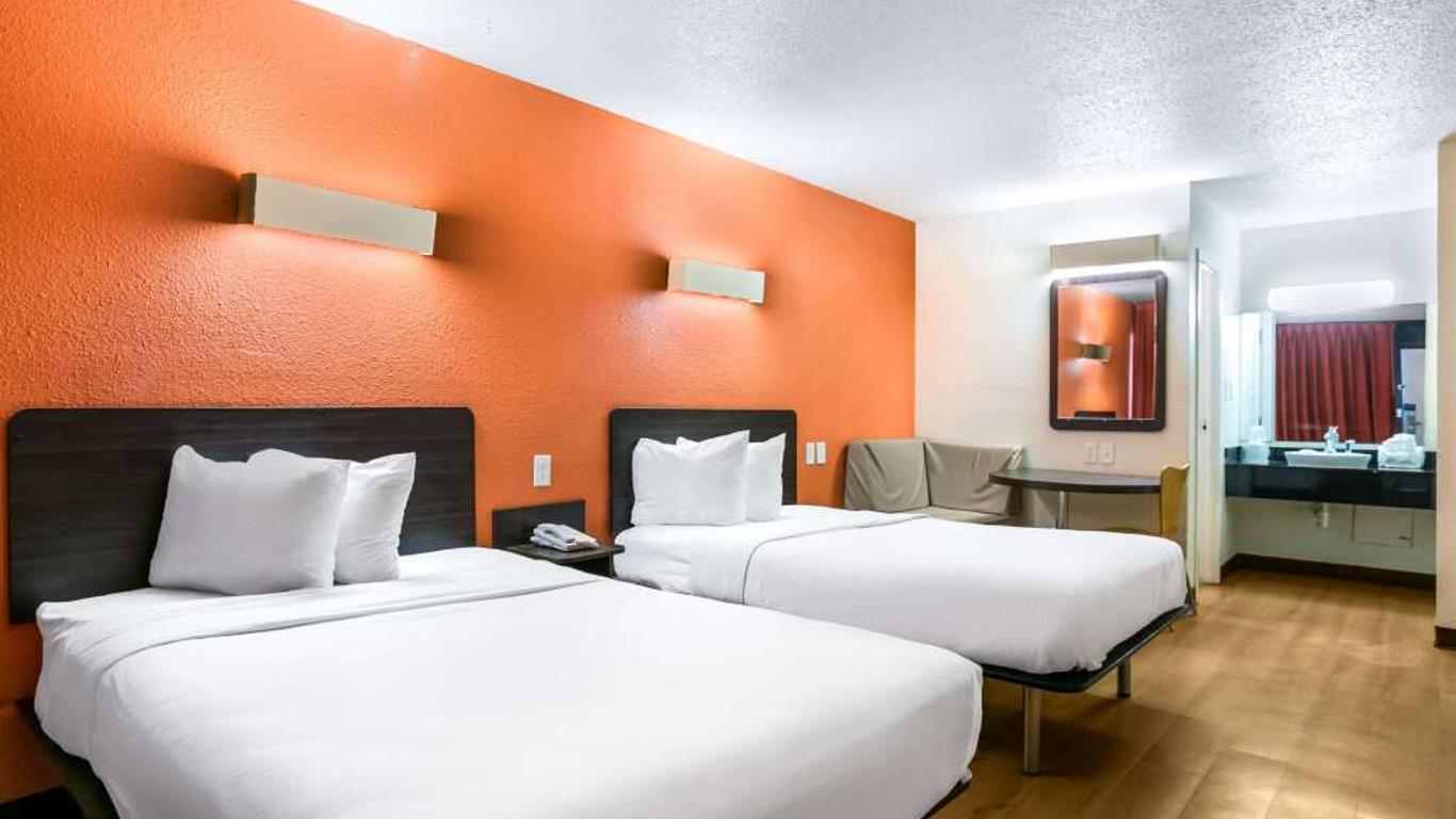 Rodeway Inn Baltimore - Inner Harbor South