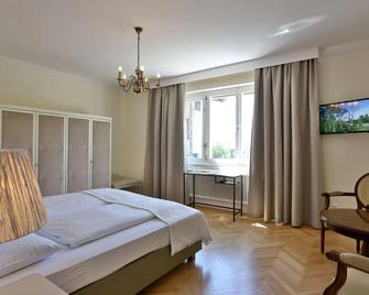 Hotel Dermuth Klagenfurt - Klagenfurt - Soveværelse