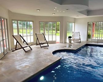 Casa del Sol Hotel & Restaurante - Колонія-дель-Сакраменто - Басейн